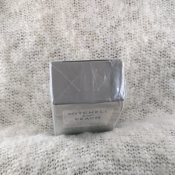 Mitchell and Peach English Leaf Fine Edition Eau De Toilette, 50ml/1.7fl oz - Picture 3 of 8